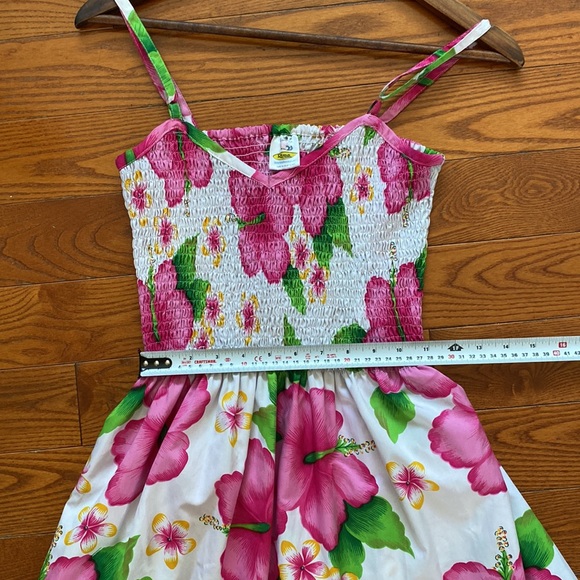 Rima floral midi sundress one size fits all. Vacation wear. - Picture 6 of 8